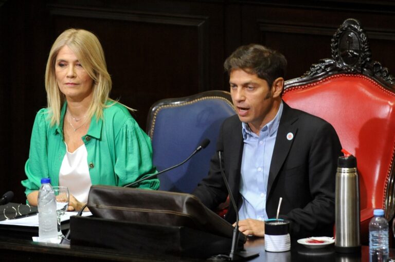 Fracasó la sesión y Axel Kicillof se quedó sin su paquete de leyes económicas