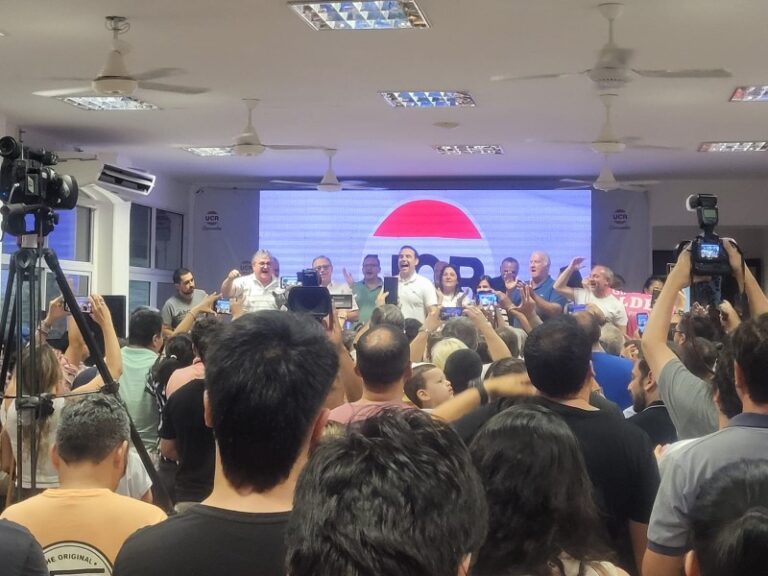 Gustavo Valdés ganó la interna radical en Corrientes