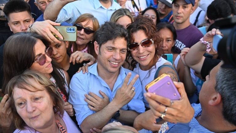 Axel Kicillof ninguneo a Javier Milei y lo acuso de entregar la soberanía en bandeja