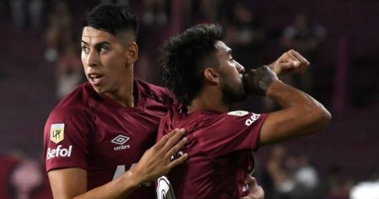 Lanús por fin pudo sonreír en 2025: le ganó a Sarmiento de la mano de un gran Marcelino Moreno