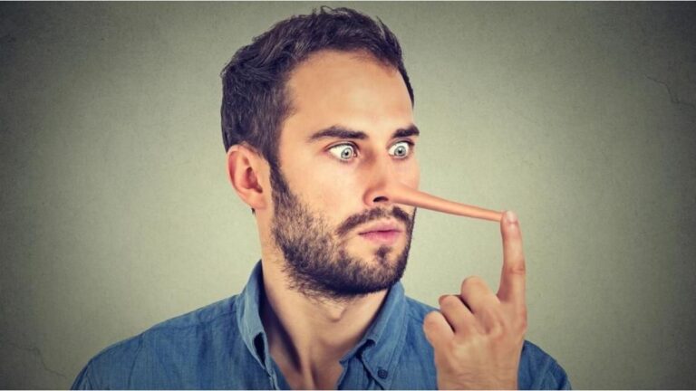 Según la Inteligencia Artificial estas son las 12 típicas frases de una persona mentirosa