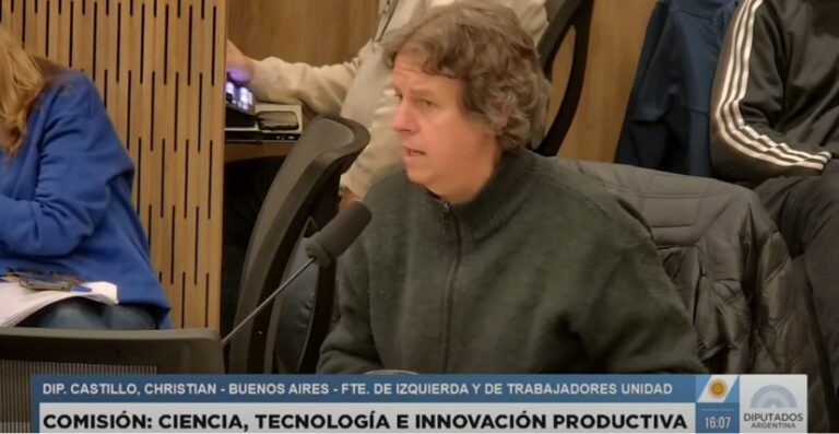 Castillo: «Hay que voltear todos los decretos de ajuste y para eso es clave la movilización»