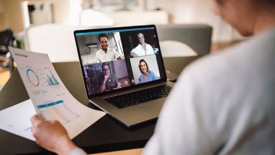 Trabajo: Un estudio global confirma que la semana laboral de 4 días mejora la salud y el rendimiento