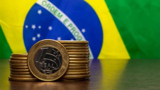 Real hoy y real blue hoy, EN VIVO: el minuto a minuto de la cotización de este miércoles 13 de agosto de 2025