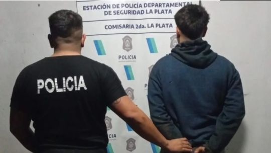 Un hombre terminó apuñalado por su yerno tras reprocharle que no hizo la comida