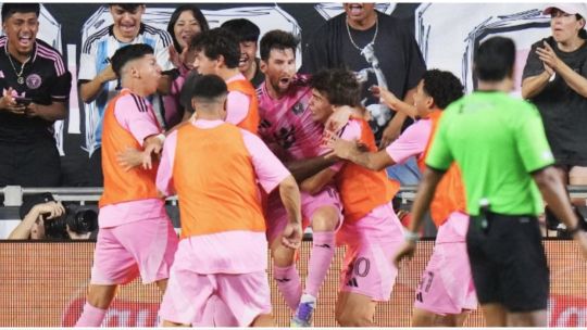 Lionel Messi volvió a frotar la lámpara mágica: doblete agónico y clasificación a una nueva final de Leagues Cup