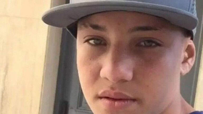 El video del momento en que un chico de 15 años se desploma en un boliche de Quilmes