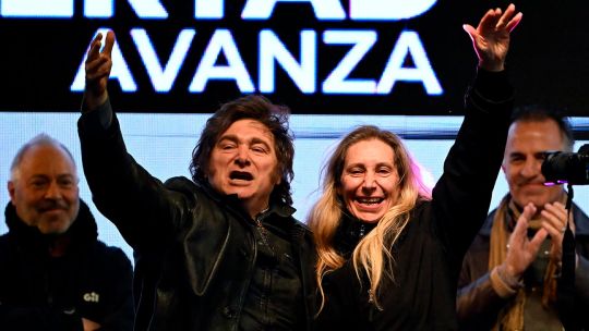 La Libertad Avanza enfrenta la elección bonaerense en medio de un clima espeso y una interna despiadada