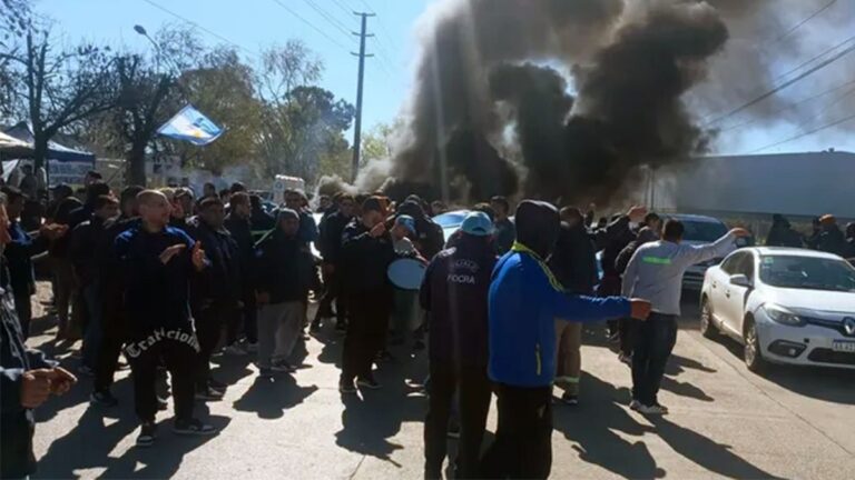 Empresa ceramista radicada en Pilar despidió a 300 personas: la crisis que desató Javier Milei