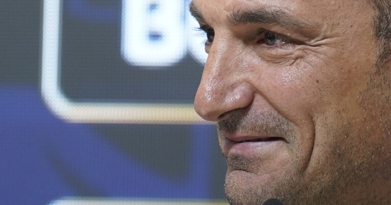 Scaloni se animó a viajar en el tiempo mientras analiza cambios para ir a  Ecuador: «Los que jugaron menos merecen mostrar que pueden estar»