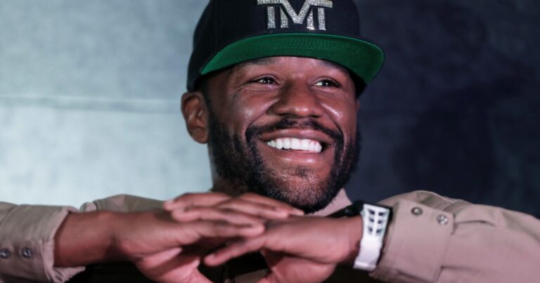 Floyd Mayweather y los dólares que ganó tras la derrota de Canelo
