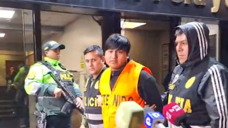 «Pequeño J» habló con la prensa antes de ser ingresado en la comisaría: «Busquen al culpable»